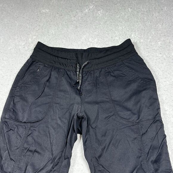 The North Face Aphrodite 2.0 Capri Pants Women’s Size Small Black NF0A2U06 - Picture 2 of 13